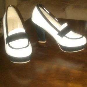 Size 8 pixie cove heels